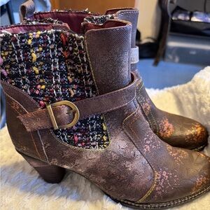 L'Artiste Brown Tweed & Geometric Print Nancies Boots Size 42